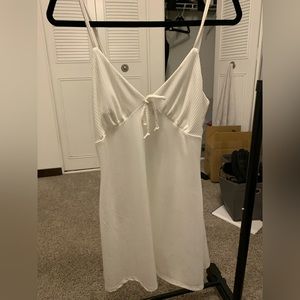 White Flowy Large Short Dress